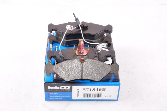 Задні колодки 571846B BENDIX