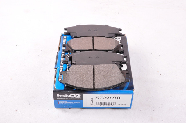 Передні гальмівні колодки 572269B BENDIX