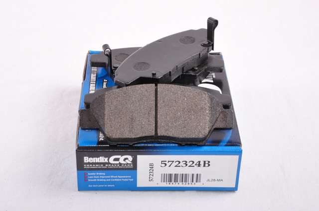 Колодки гальмівні дискові комплект 572324B BENDIX