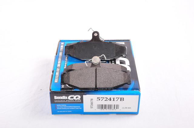 Комплект задніх колодок 572417B BENDIX