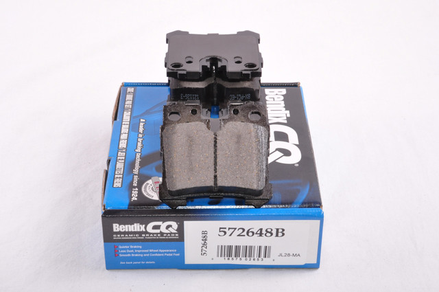Задні гальмівні колодки 572648B BENDIX