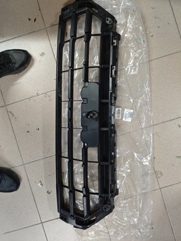 Кронштейн решітки радіатора 80A853692 VAG