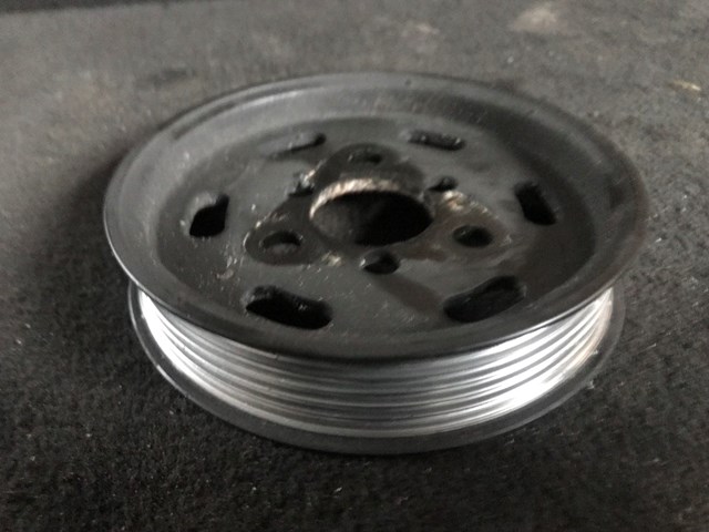 Шків насоса ГПК 038145255B VAG