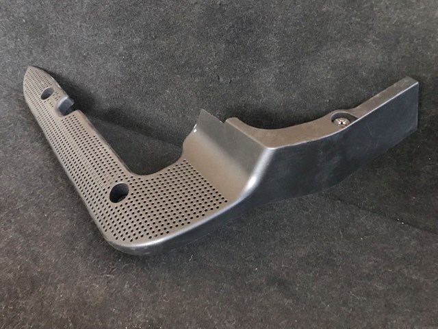 Кришка двигуна декоративна 06A119518G VAG