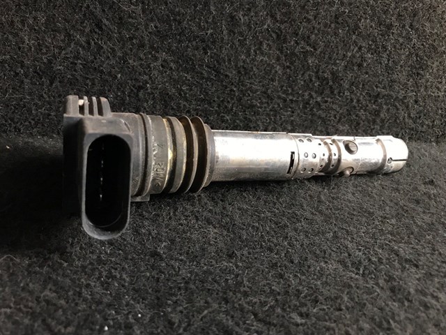 Котушка запалювання 06A905115D VAG