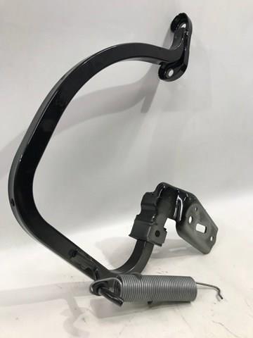 Петля кришки багажника 17A827302 VAG