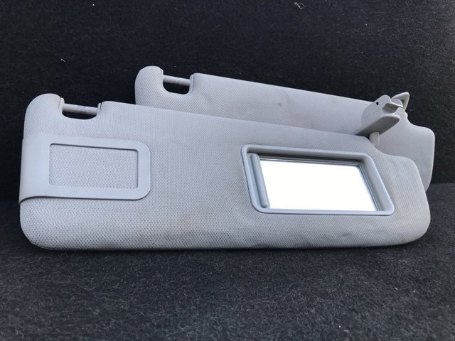 Козирок протисонячний 4F0857551P VAG
