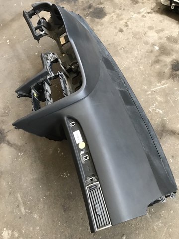 Панель передня "торпедо" 4F1857041R24A VAG
