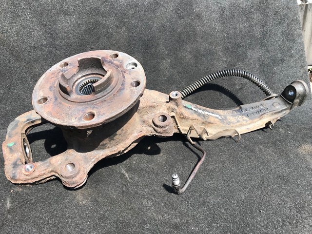 Цапфа поворотна права 7L0407258A VAG