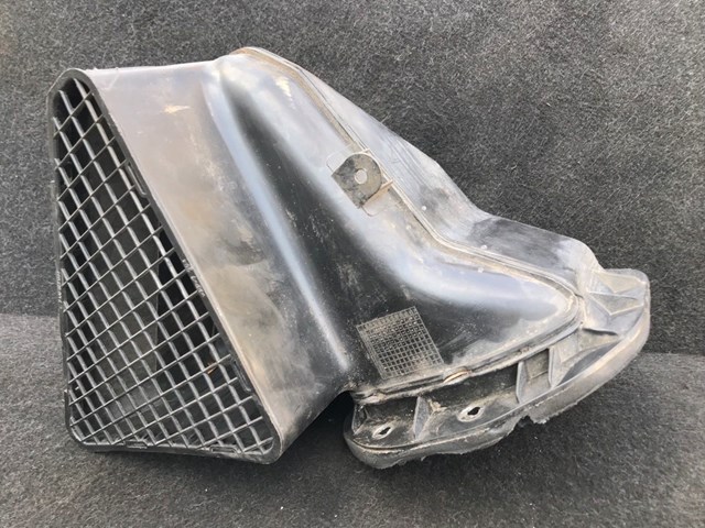 Повітроприймач 7L0819049 VAG