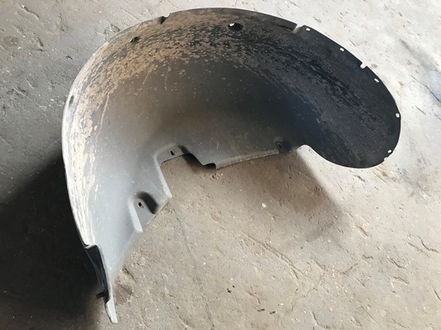 Підкрилок заднього крила, лівий 7L6810971A VAG