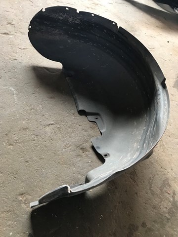 Підкрилок задній правий 7L6810972A VAG