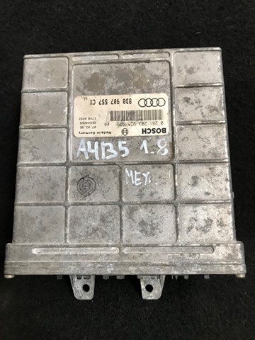 Блок двигуна 8D0907557CX VAG