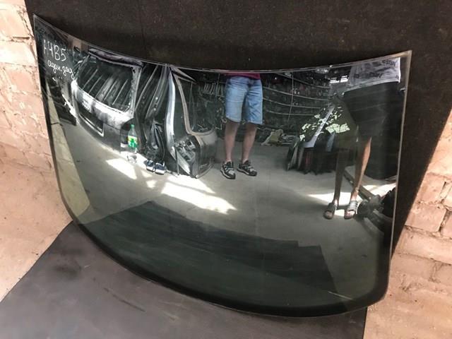 Скло автомобільне заднє 8D5845501L VAG