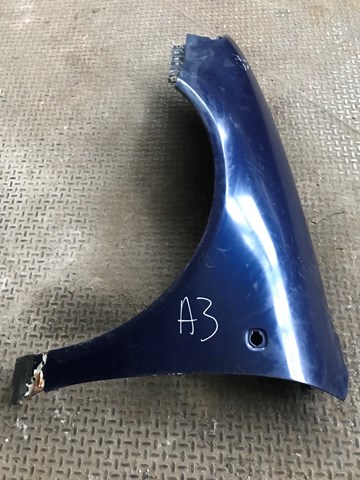 Ліве переднє крило 8L0821105 VAG