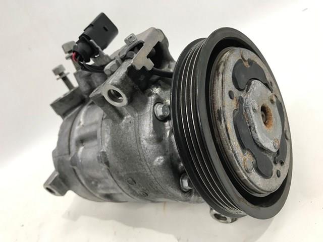 Компресор кондиціонера 8W0816803A VAG