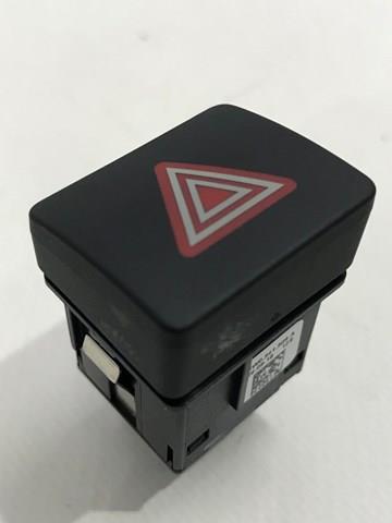 Кнопка аварійки 8W0941509A VAG