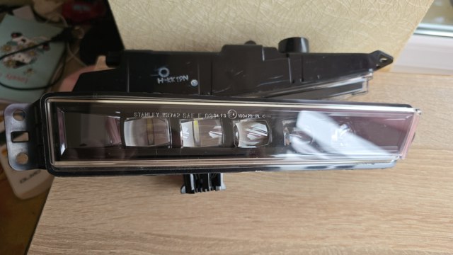 Протитуманка права 33900TMET01 HONDA