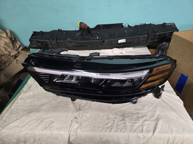 Основна фара в зборі ліва 3315030AA01 HONDA
