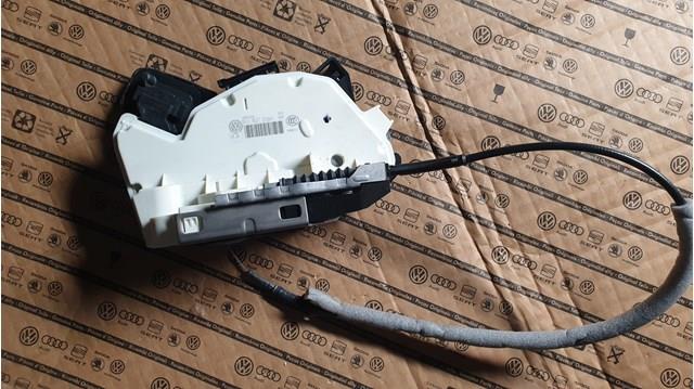 Замок двері правої передньої 5K1837016H VAG
