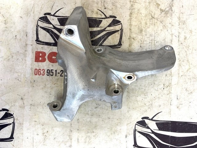 Кронштейн генератора 119106RC2A NISSAN