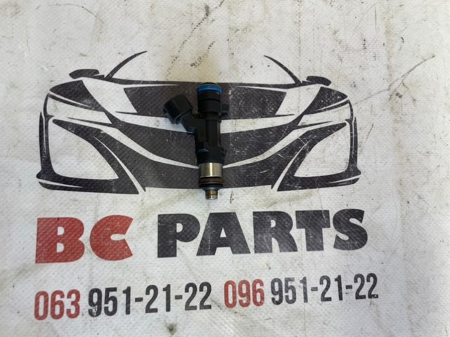 Форсунки електромагнітні 166003RC0A NISSAN