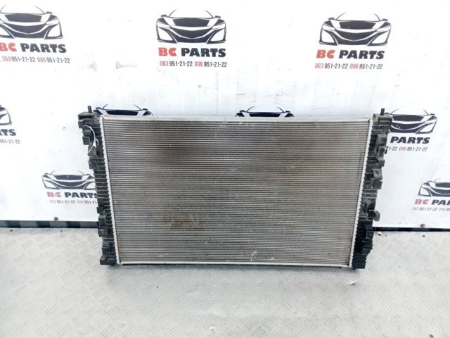 Радіатор охолодження 214106RR0B NISSAN