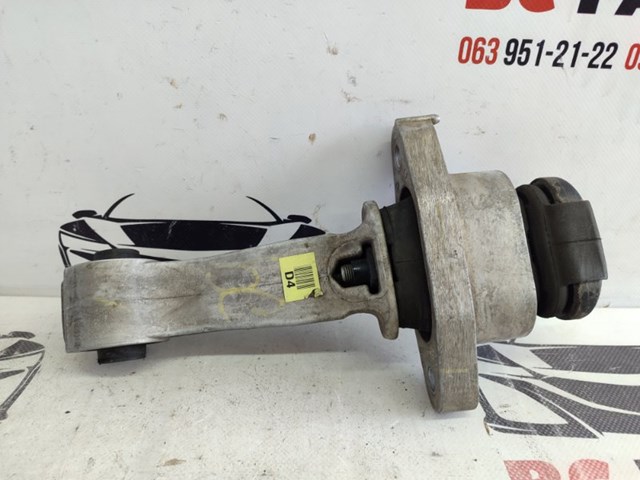 Подушка (опора) двигуна, передня 21950D4400 HYUNDAI