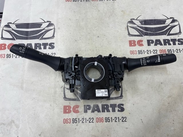 Перемикач підрульовий 255605RL0A NISSAN