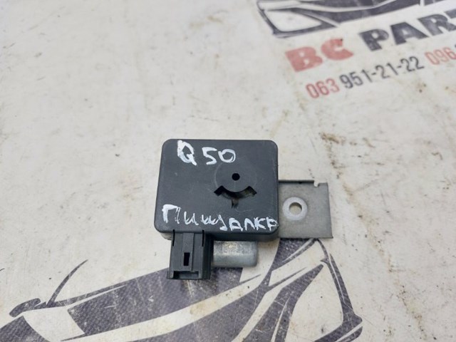 Зумер парктроніка/безключового доступу 256404GA7E NISSAN