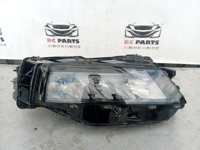 Основна фара - вставка 260106RR6A NISSAN