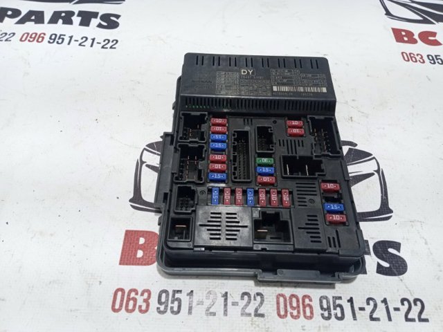 Корпус запобіжників 284B73JV0D NISSAN