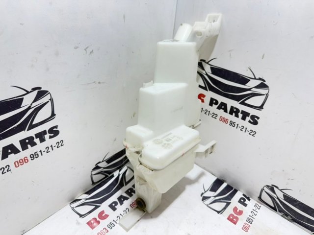 Водяний бачок омивача скла 289106RF0A NISSAN