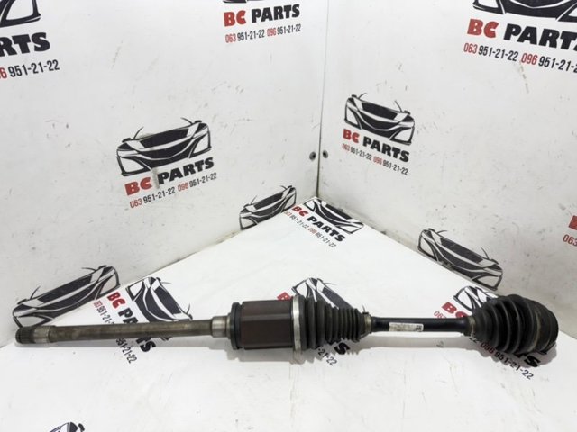 Привід правий 31607606026 BMW
