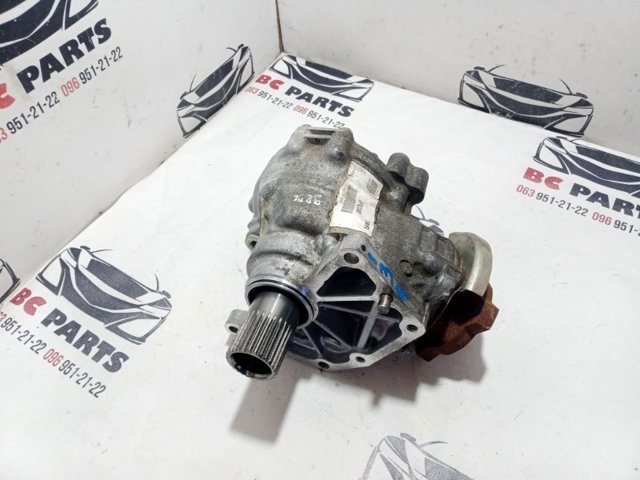 Міжосьовий диференціал 331006RC0B NISSAN