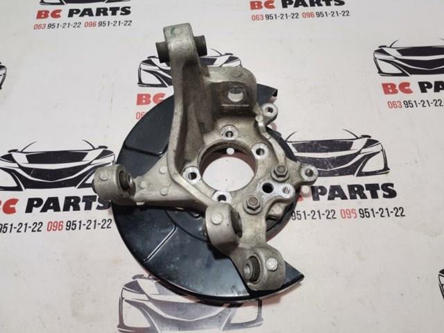 Цапфа поворотного кулака 430195CA0A NISSAN