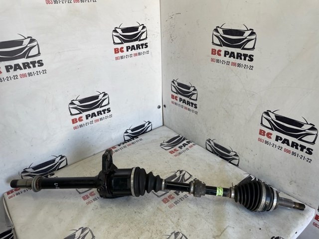 Привід правий 434100W240 TOYOTA
