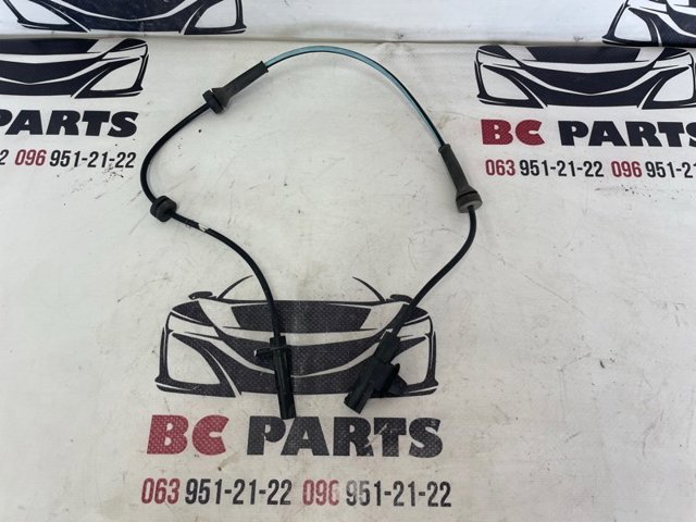 Датчик АБС (ABS) передній 479106RR0A NISSAN