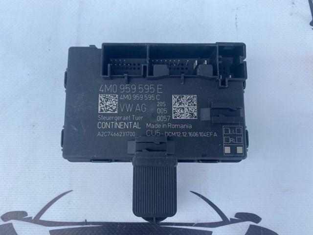 Блок комфорту задніх дверей 4M0959595E VAG