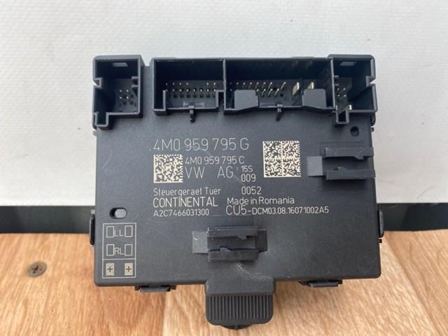 Блок комфорту задніх дверей 4M0959795G VAG