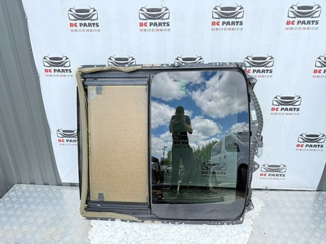 Панель люка 54107382981 BMW
