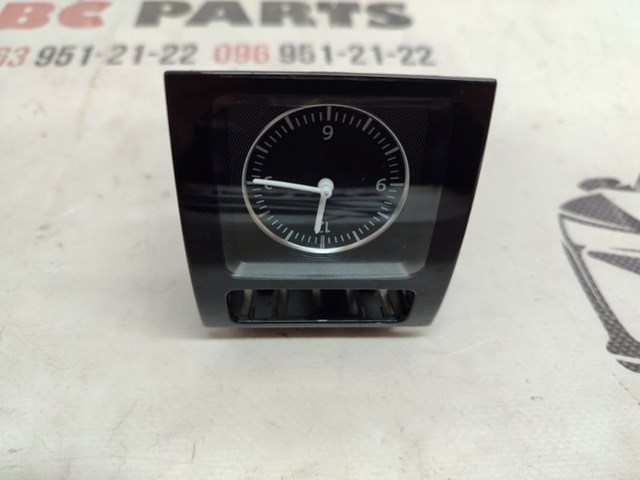 Годинники 561919204B VAG