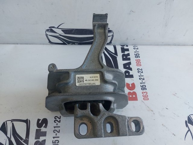 Права опора двигуна 5Q0199262BK VAG