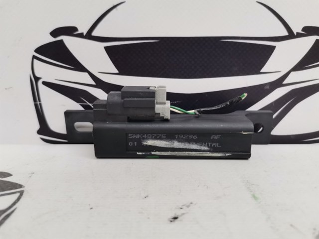 Антена автомобильна 5WK48775 NISSAN