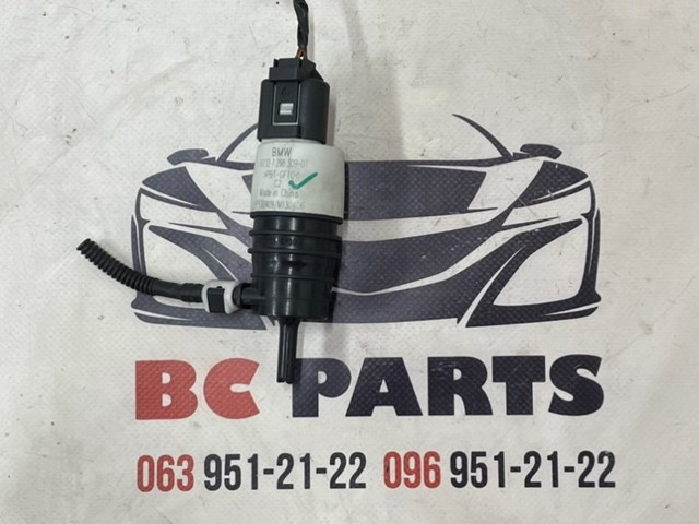 Електропомпа омивача переднього скла 67127298309 BMW