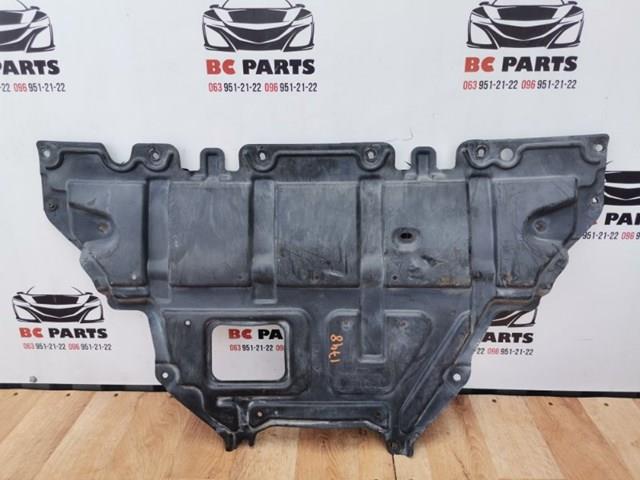 Захист двигуна, піддона (моторного відсіку) 758921CA0A NISSAN