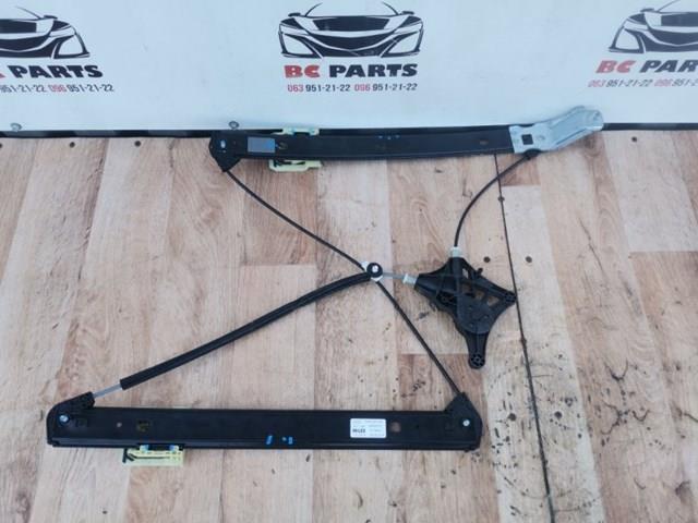 Склопідйомник з електродвигуном Audi Q3