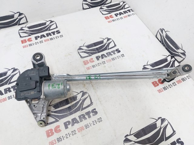 Трапеція щіток лобового скла Ауді Ку 3