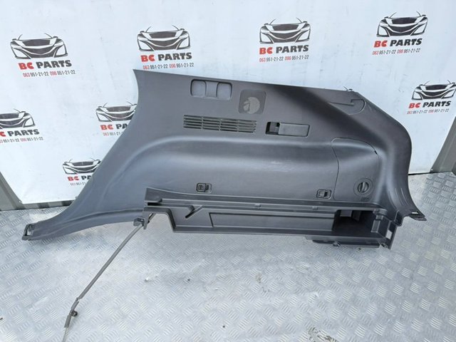 Облицювання багажного відсіку, праве 85740CV530WK HYUNDAI