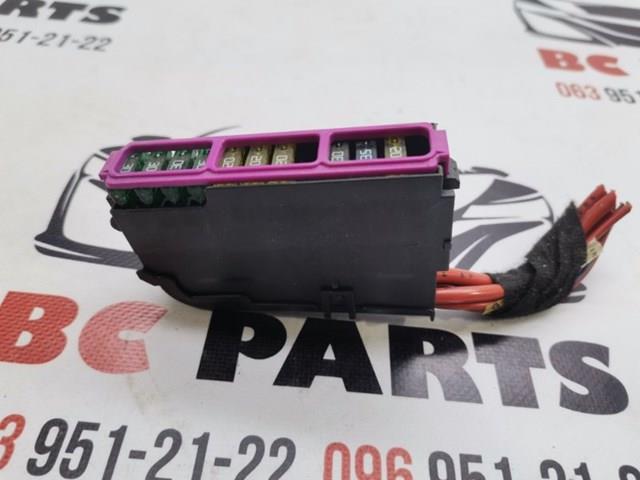Монтажний блок 8K0941824D VAG